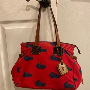 Dooney & Bourke